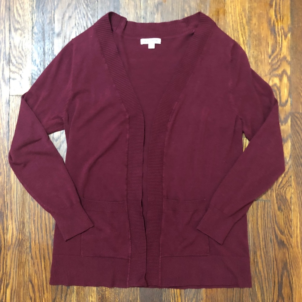 Maroon/Burgundy Cardigan Sweater w/ Pockets